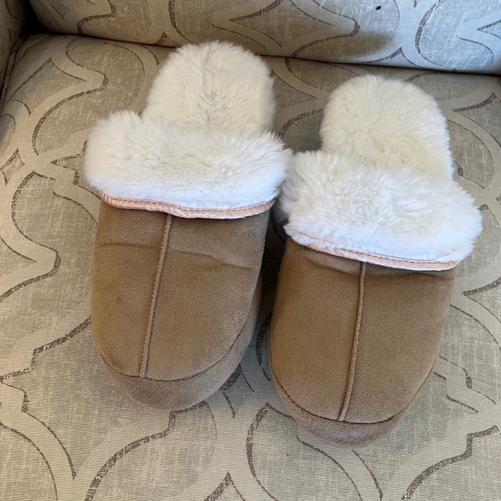 Sky Sole Slippers